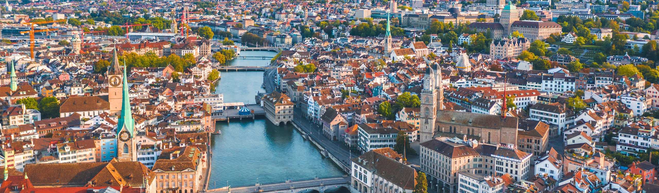 Explorează Zürich cu un City Pass – Economisește la atracțiile de top, bucură-te de acces complet și experimentează comoditatea digitală în 2026